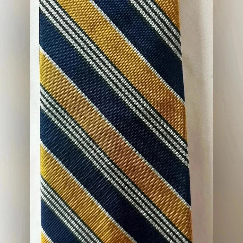 Brooks Brothers 100% Silk Repp Tie 4